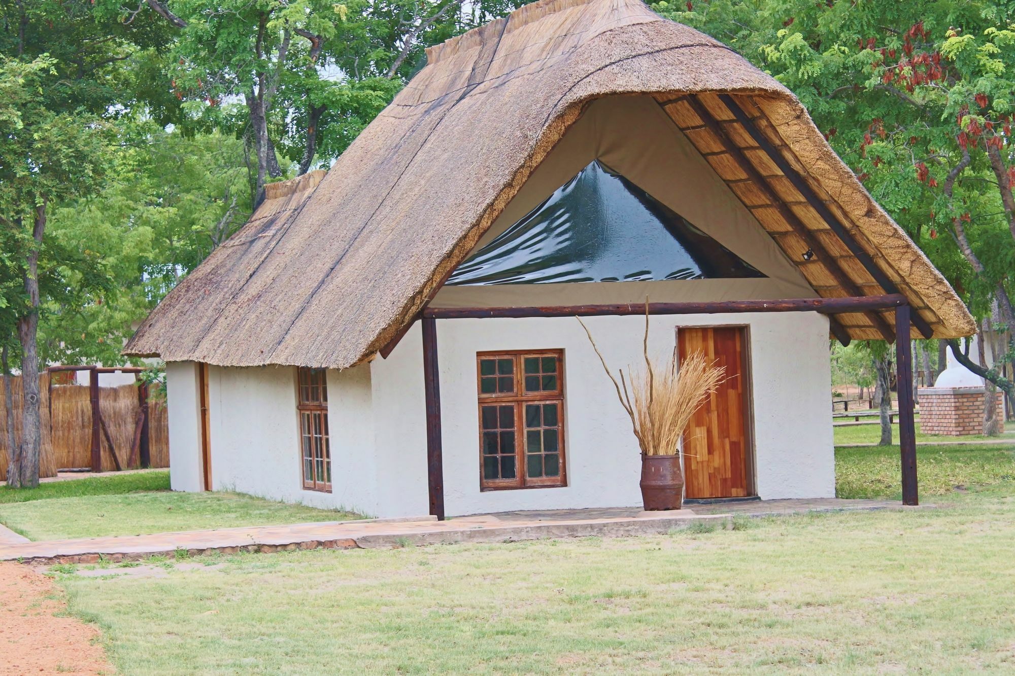 Elephant'S Eye, Hwange Dete Exterior photo